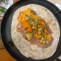 A picture of Green Beef Garbanzo.