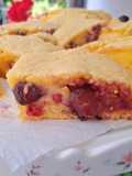 Rotolo alla crema e frutti di bosco