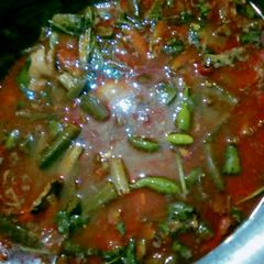 A picture of Bhendi gosht.