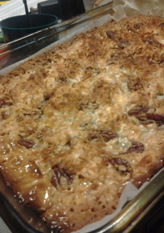 A picture of 7 Layer Bars.