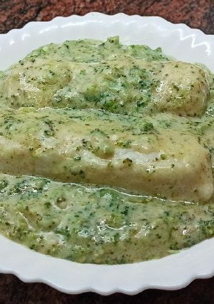 Una foto de Merluza en salsa de brócoli🥦