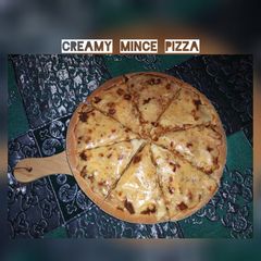 Creamy Mince Pizza A picture of Creamy Mince Pizza.