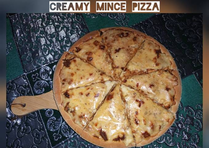 How to Prepare Ultimate Creamy Mince Pizza