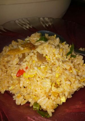 Foto resep Nasi goreng daun jeruk praktis