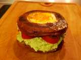 avocado egg sandwich