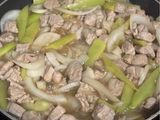 หมูผัดพริกอ่อน