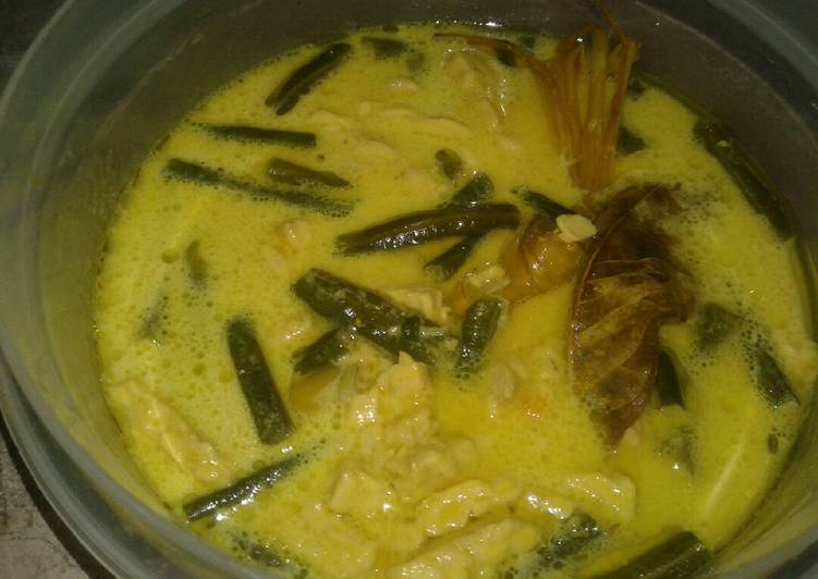 Cara Gampang mengolah Sayur santan kacang panjang tempe. yang Enak Banget