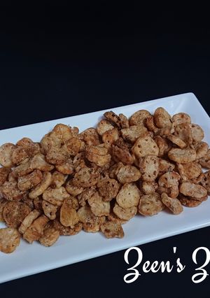 A picture of Lotus Stem Masala Chips.
