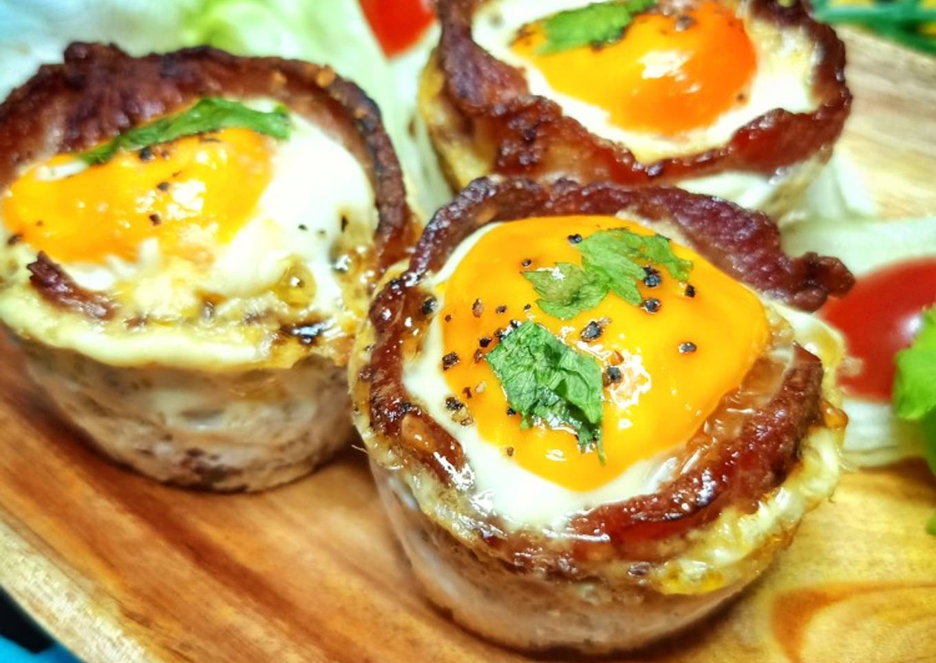 Hash Browns With Beef Bacon & Egg
