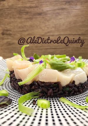 Foto di Tartare di pesce spada con asparagi e zenzero