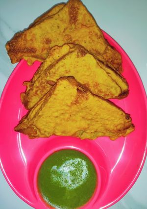 ब्रेड पकौड़ा(Bread pakoda recipe in Hindi) रेसिपी मुख्य फोटो