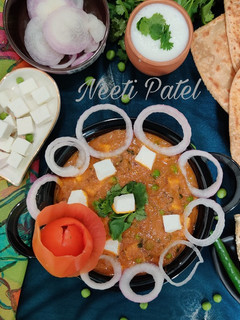 મટર પનીર (Matar Paneer Recipe In Gujarati) રેસીપી મુખ્ય ફોટો