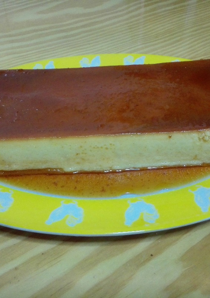 Una foto de Mi primer flan tres leches!!