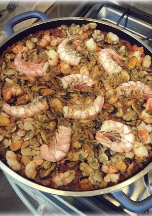Una foto de Paella facil y riquisima