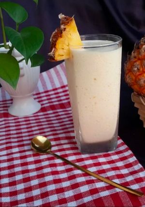A picture of Pineapple Milkshake.