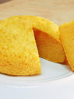 南瓜肉桂戚風蛋糕 的食譜成品照片