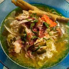 รูปของ Soto ayam kampung