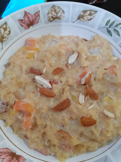 A picture of Wheat Porridge fruits dessert.