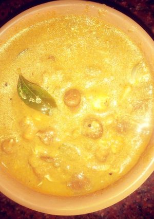முளைக்கட்டிய பயறு குழம்பு செய்முறை முக்கிய புகைப்படம்