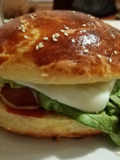 Hamburger zsemle recept fotója