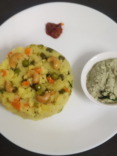 காய்கறி உப்புமா (Vegetable upma recipe in tamil) செய்முறை முக்கிய புகைப்படம்