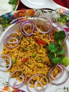 તવા પુલાવ  (Tawa Pulao recipe in Gujarati) રેસીપી મુખ્ય ફોટો