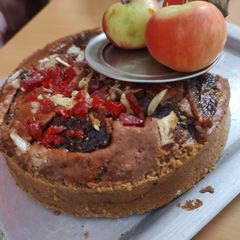 A picture of Apple Ragi wheat palm jaggery Dessert.