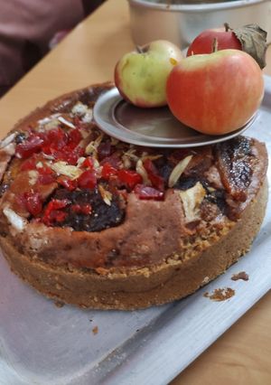 A picture of Apple Ragi wheat palm jaggery Dessert.