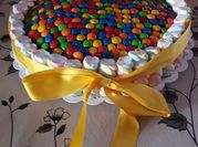 Una foto de tortas de bombon