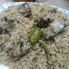 A picture of Afghani beef pulao.