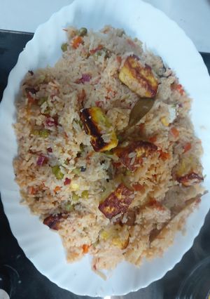 A picture of Paneer veg pulao.
