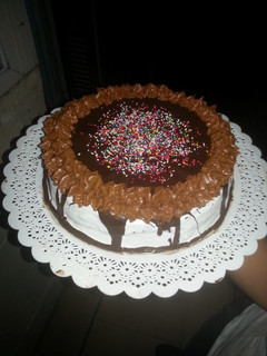 Una foto de Torta de chocolate y dulce de leche👩🍳day