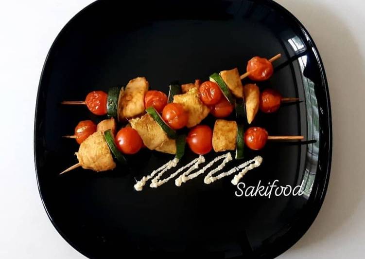 Recipe: Delicious Brochette poulet tomate et courgettes