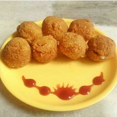 A picture of Cheesy Rice Pakora.