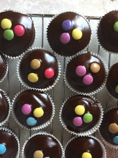 A picture of Chocolate cupcakes.
