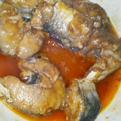 A picture of Methi dana fish gravy.