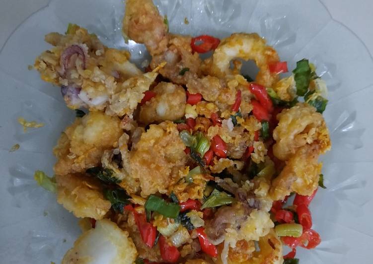 Langkah mengolah Cumi cabe lada garam yang simpel
