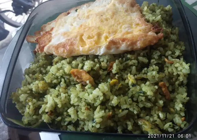 Nasgorjo, (Nasi Goreng Ijo)