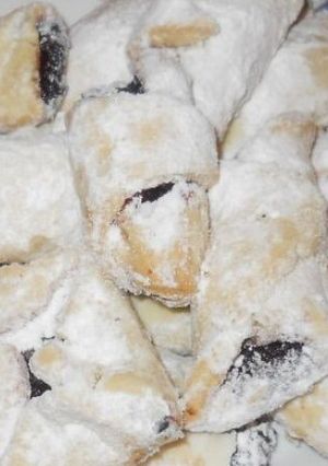 Una foto de Cornulte cu untura (croissants Rumanos con manteca)