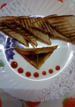 A picture of Bhaji grilled toast.