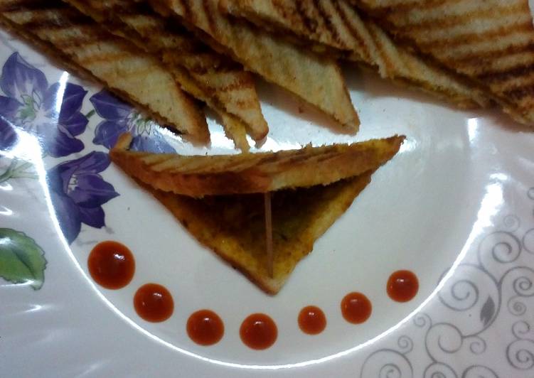 Recipe of Quick Bhaji grilled toast