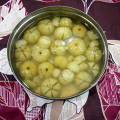 A picture of Amla Murabba.