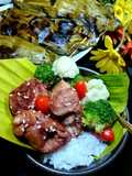 Ayam Char Siu Madu Berdaun Pisang (858)