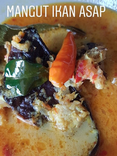 Foto resep Mangut ikan asap (pari asap)