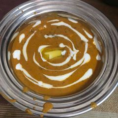 A picture of Restraunt Style Shahi paneer.
