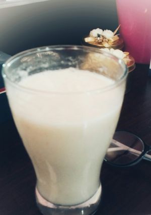 A picture of Bnana shake.