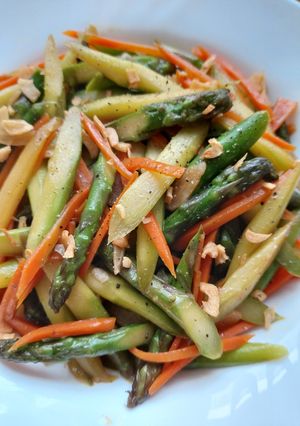 Hình của món Măng Tây Xào Carrot.