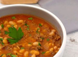 Une photo de Haricots blancs à la viande hachée