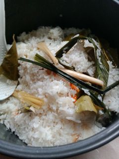 Foto resep Nasi Liwet Rice Cooker