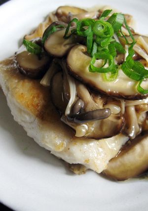 A picture of Japanese Mushroom Sauce & Fish.